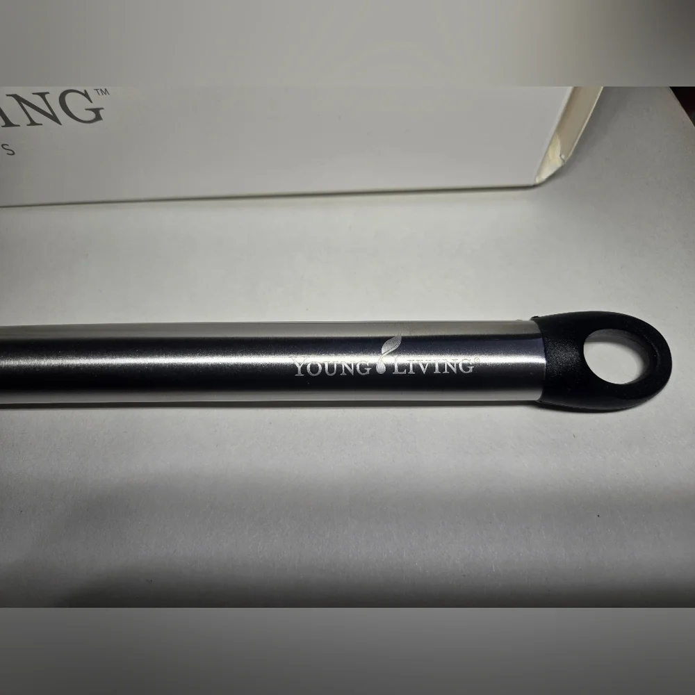 Young‎ Living Black Kitchen Utensil Set